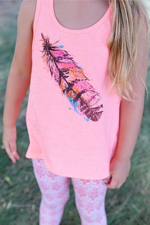Feather 4 Arrow Coral Feather Tank